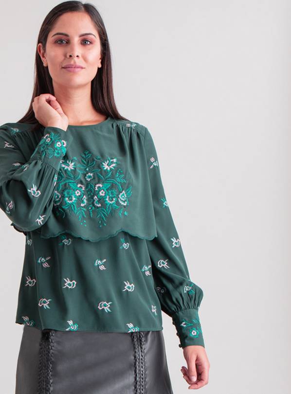 Online Exclusive Green Floral Embroidered Blouse - 6